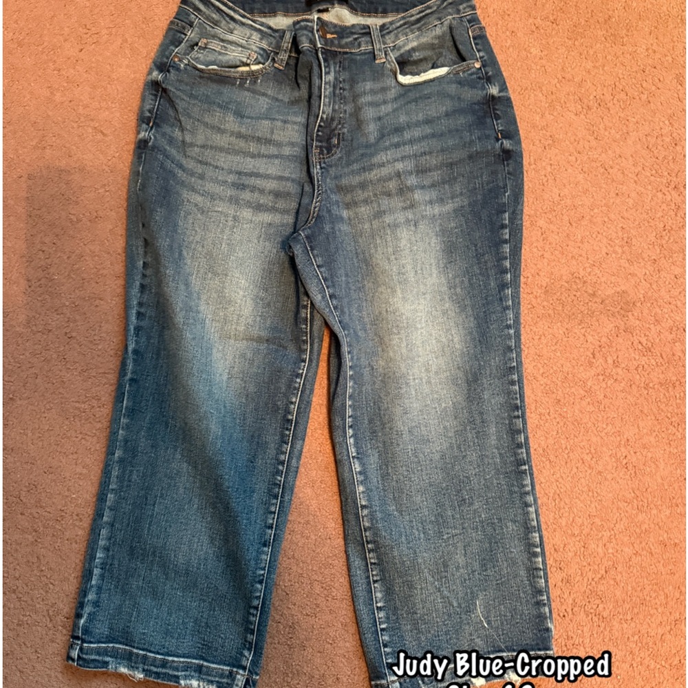 Judy Blue Women's Blue Cropped Jeans